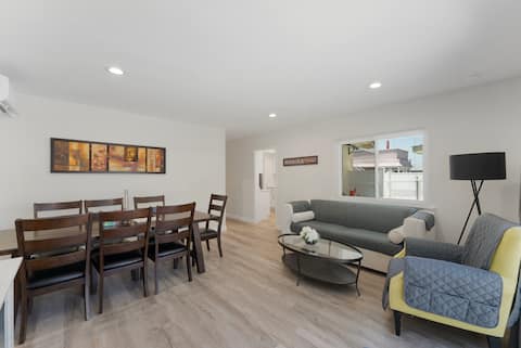 Popular Airbnb listing: 3Bed 2Ba l DTLA l World Cup stay l Disneyland in Monrovia