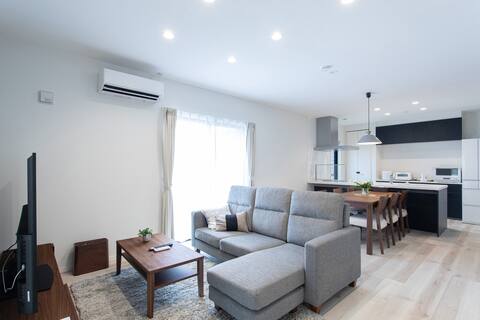 No cleaning fee for more than 2 nights![1 day 1 group limited]/New house/Parking available!/High-spe