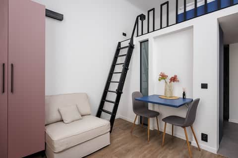 Top performing Airbnb: Stay2gether I M&M Studio Holešovice in Bubeneč
