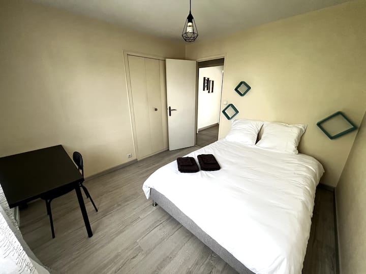 غرفة النوم 2