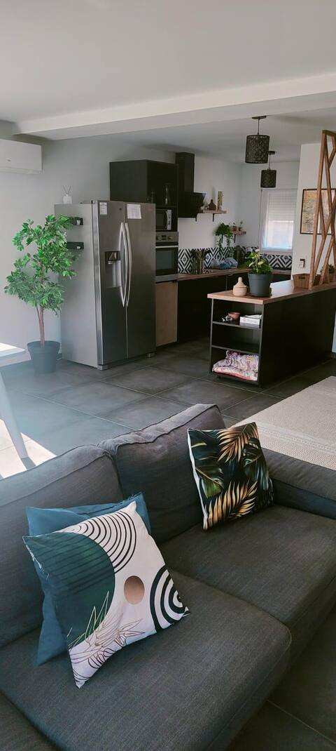 3 bedroom house in the city center