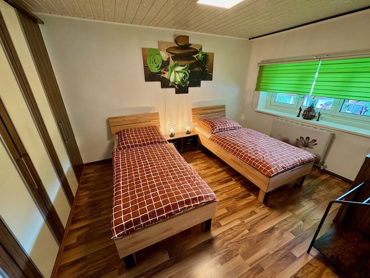 غرفة النوم 1