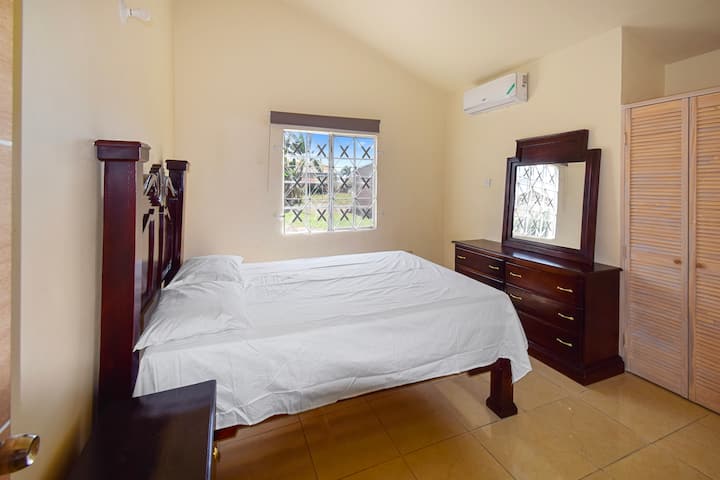 غرفة النوم 2