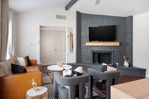 The Colony, Spacious 3BR | Pool, Game Room + BBQ