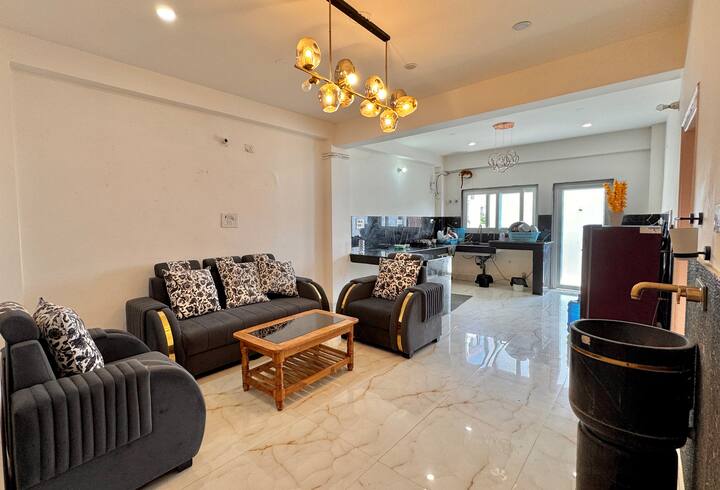 Grand Luxury Flat & Green Views 2bhk - Patna