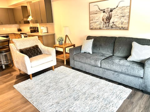 Top performing Airbnb: New Apartment near GNP with view (303) in Montana