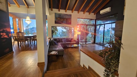 Unique Comfortable House with Amazing Views