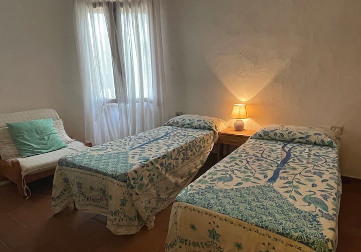 غرفة النوم 2