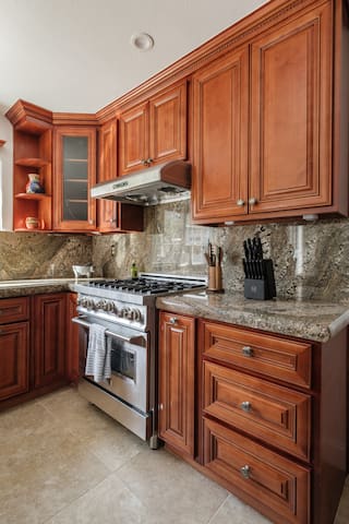 Casa Feliz | Pool | Dry Sauna | Family Fun gallery image 2