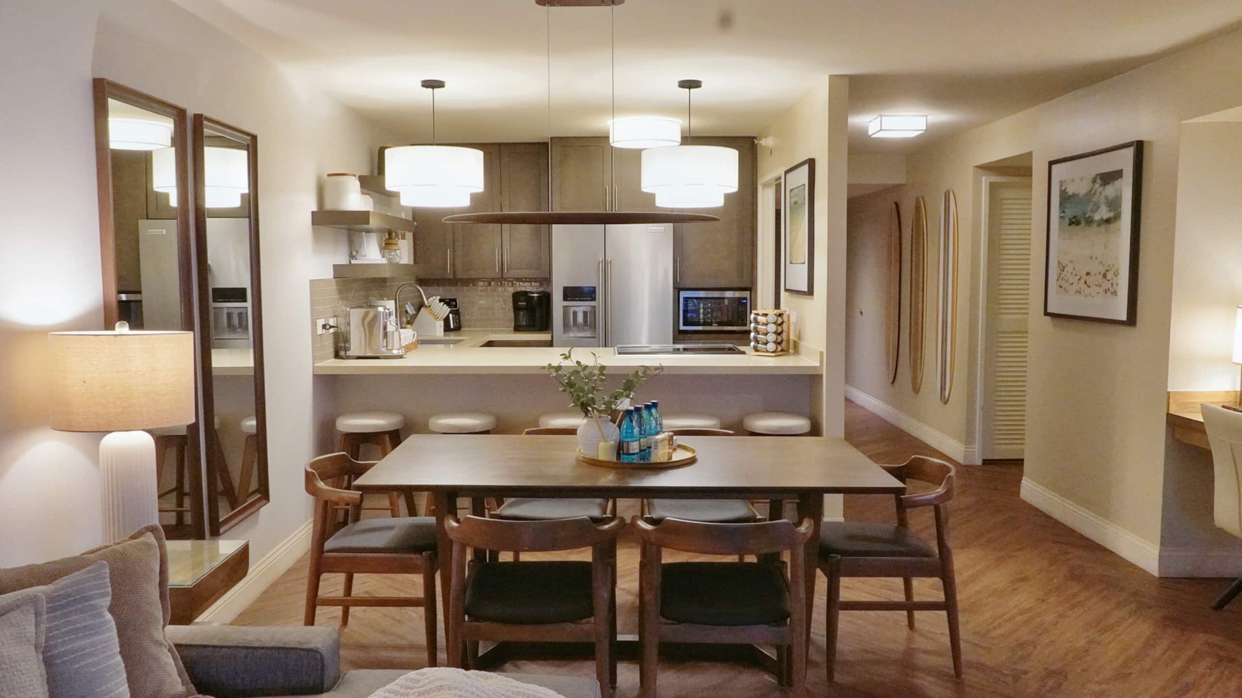 Waikiki Luxury Oceanfront 2BR/2BTH w/ Parking~ - Image 31