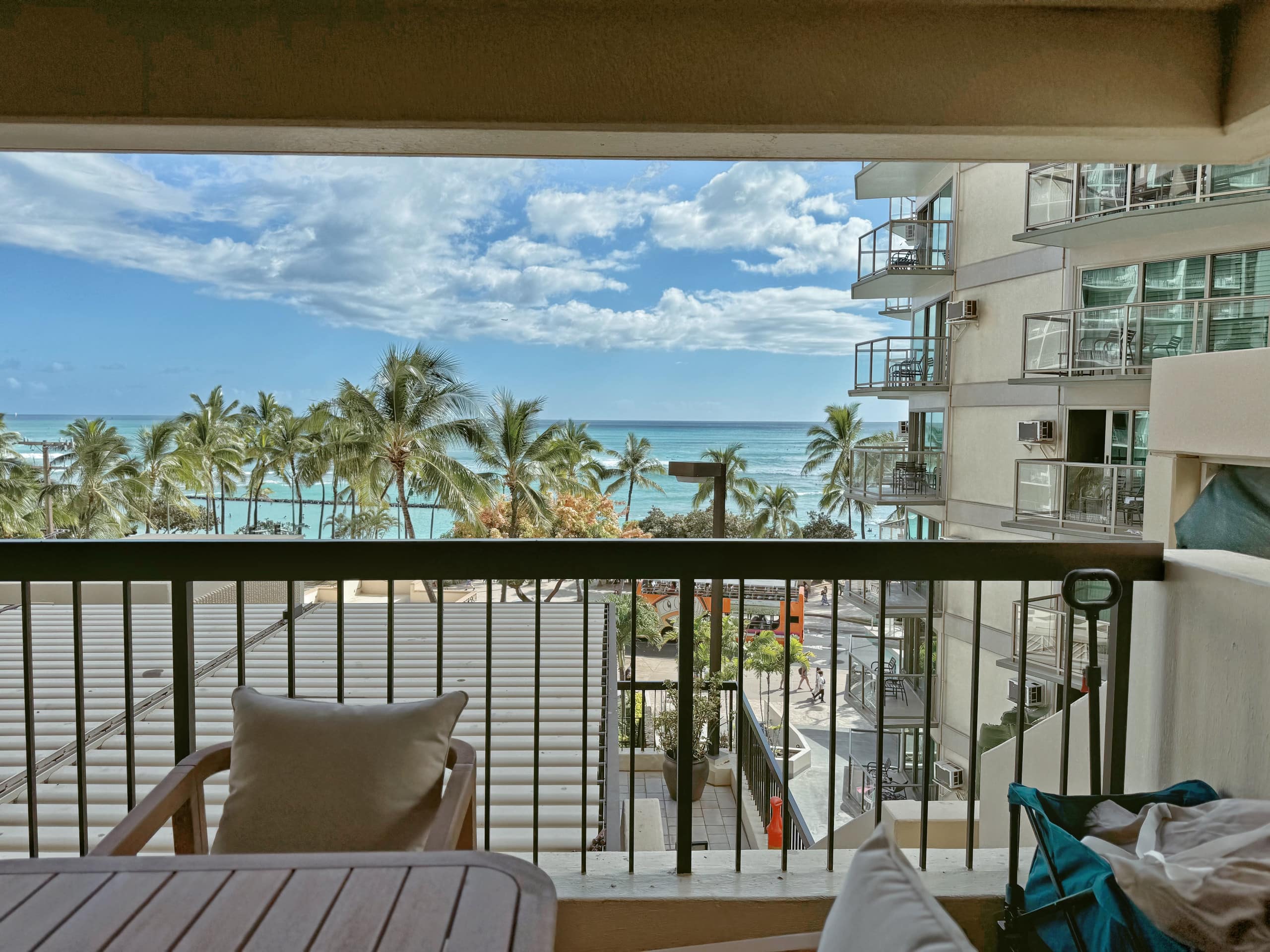 Waikiki Luxury Oceanfront 2BR/2BTH w/ Parking~ - Image 68