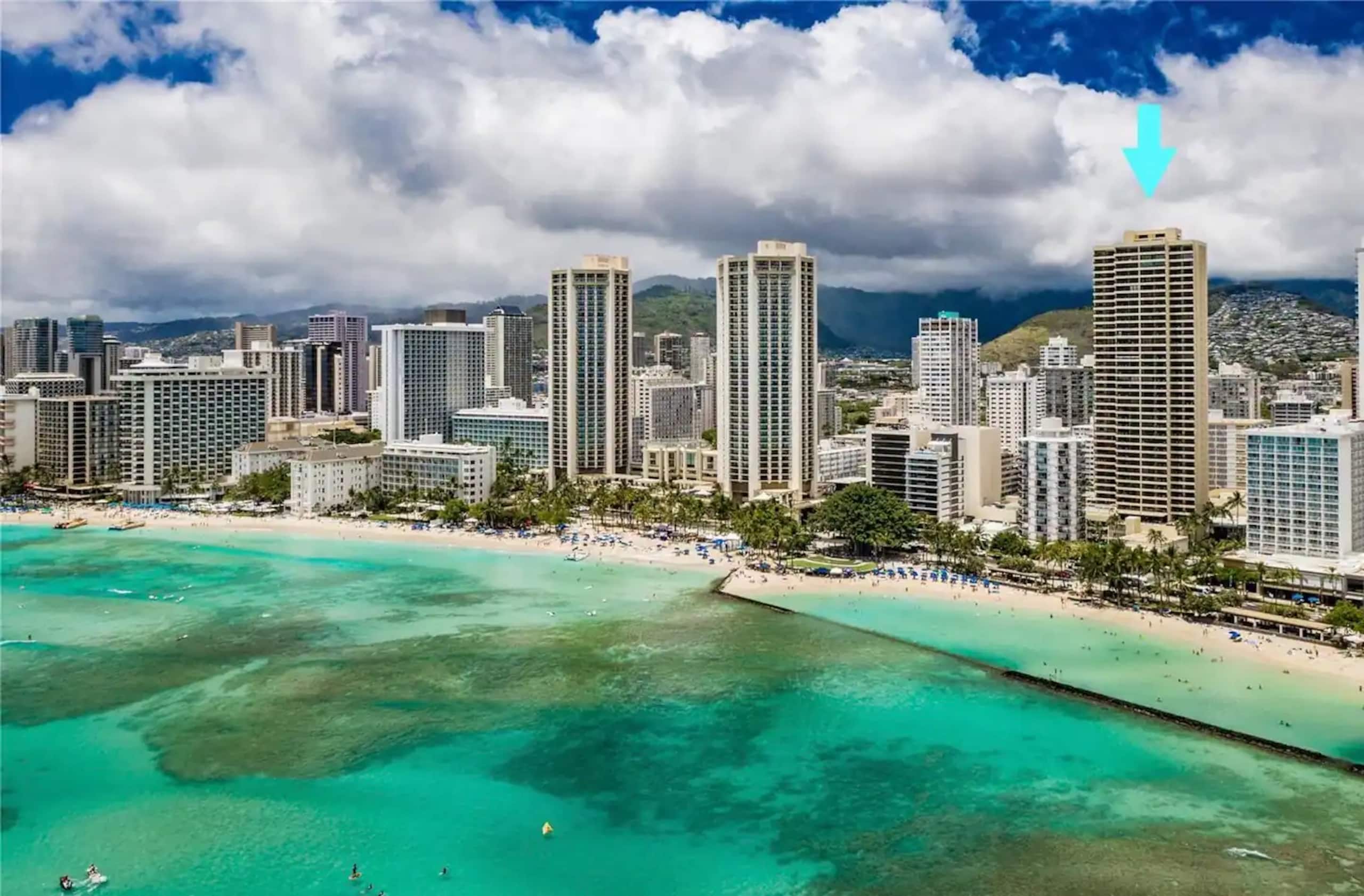 Waikiki Luxury Oceanfront 2BR/2BTH w/ Parking~ - Image 79