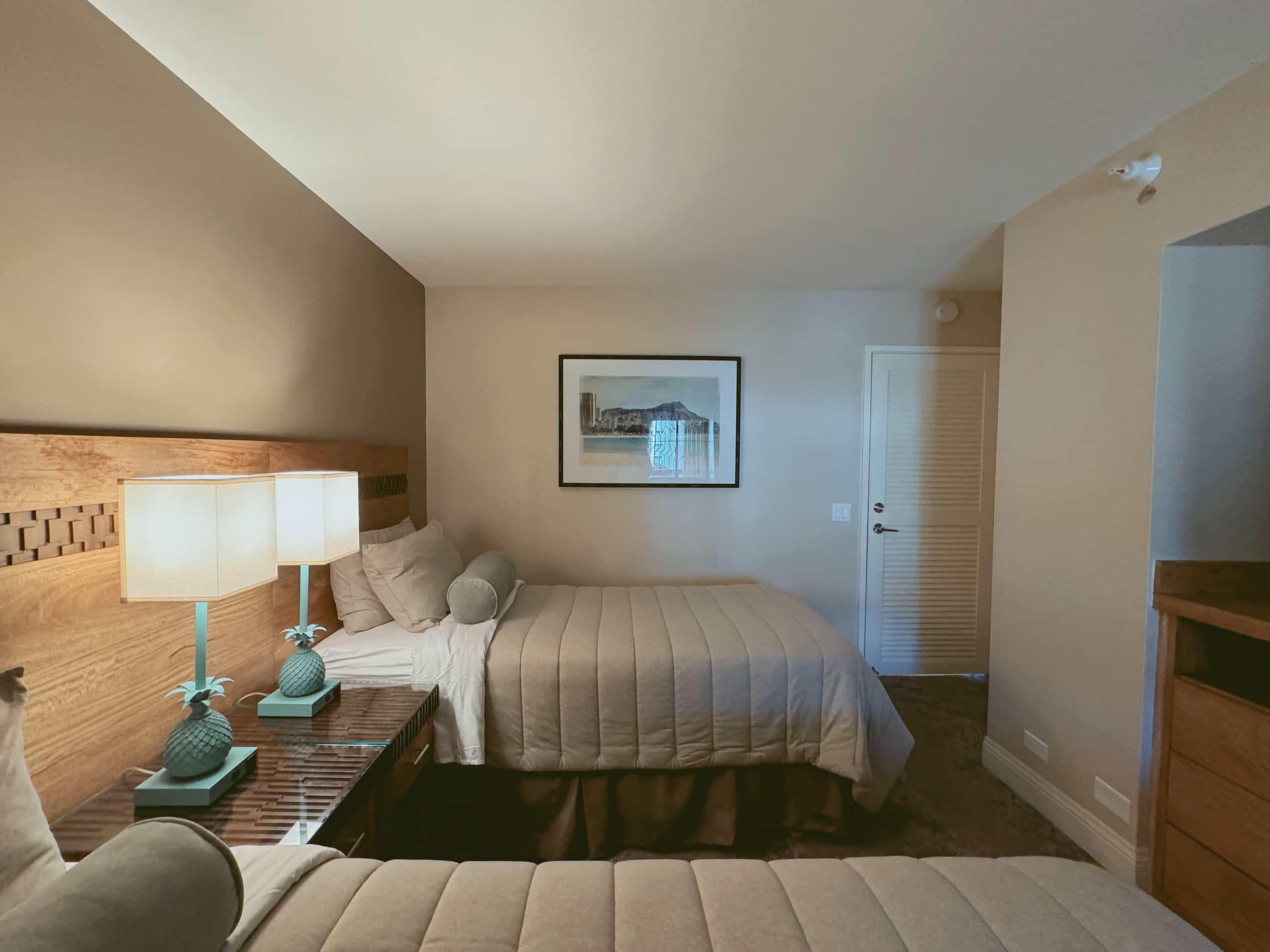Waikiki Luxury Oceanfront 2BR/2BTH w/ Parking~ - Image 44