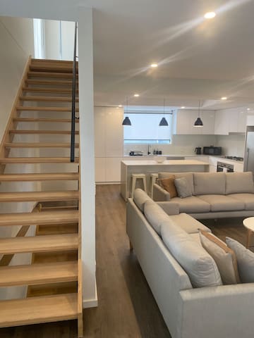 New Lux Townhouse with Parkviews