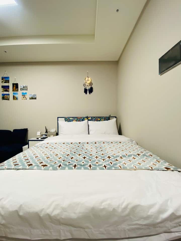 C'est un matelas Sili Queen. 