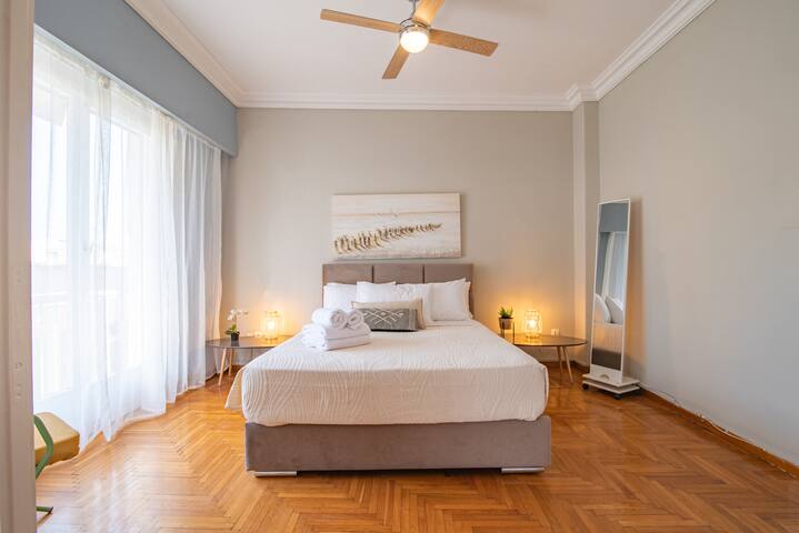 Plaka Historical center retreat gallery image 4