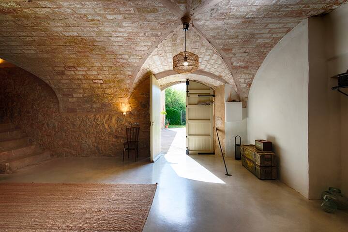 Masia de lujo en el Alt Empordà gallery image 5