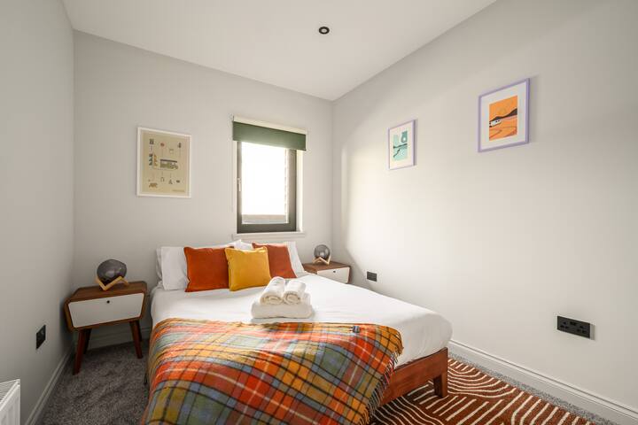 Flat 2 Trinity – by The House of Danu gallery image 3