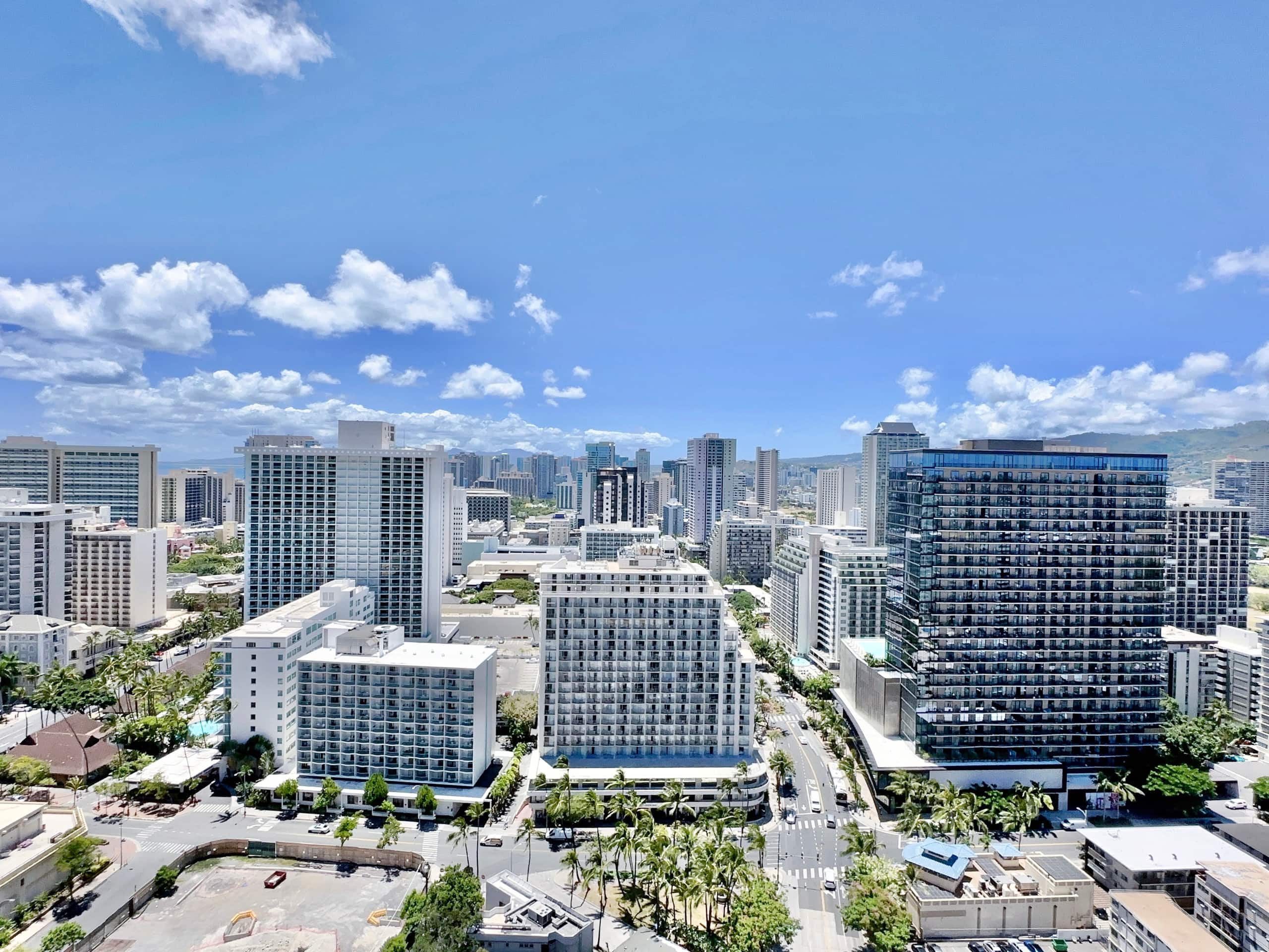 Penthouse Upscale Oceanview King Studio Near Beach - Image 32