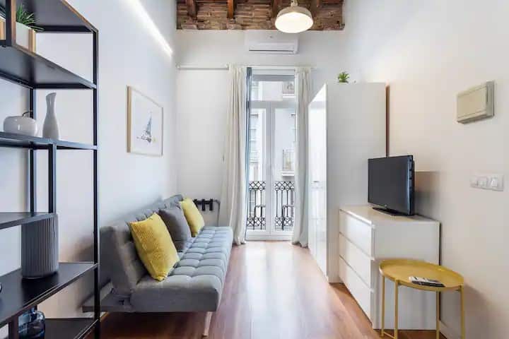 Ruzafa Penthouse Tall Ceilings Mezzanine & Balcony - Estacion Joaquin Sorolla - València
