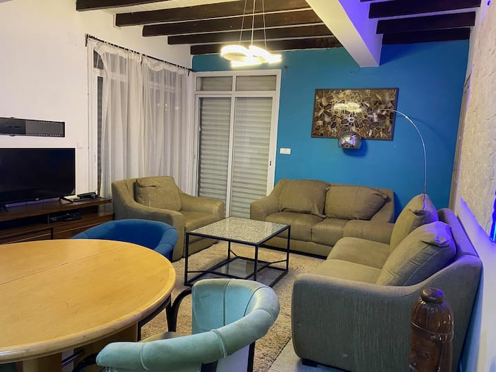 Maison Avec Piscine à Ambatobe - Antananarivo