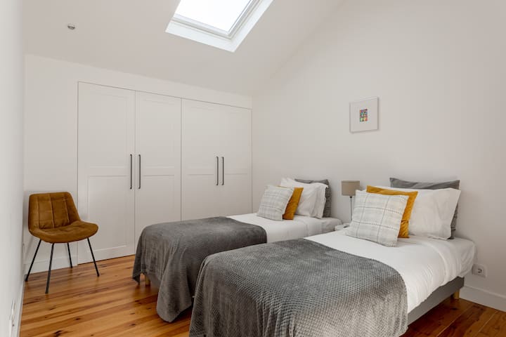 Central 3BR Duplex with Lift & AC by Host For Us gallery image 3