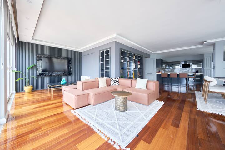 Pent House with Bosphorus View gallery image 2