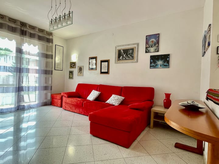 Large sofa with a peninsula to spend relaxing moments when you return.