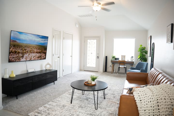 The Modern Haven - El Paso, TX