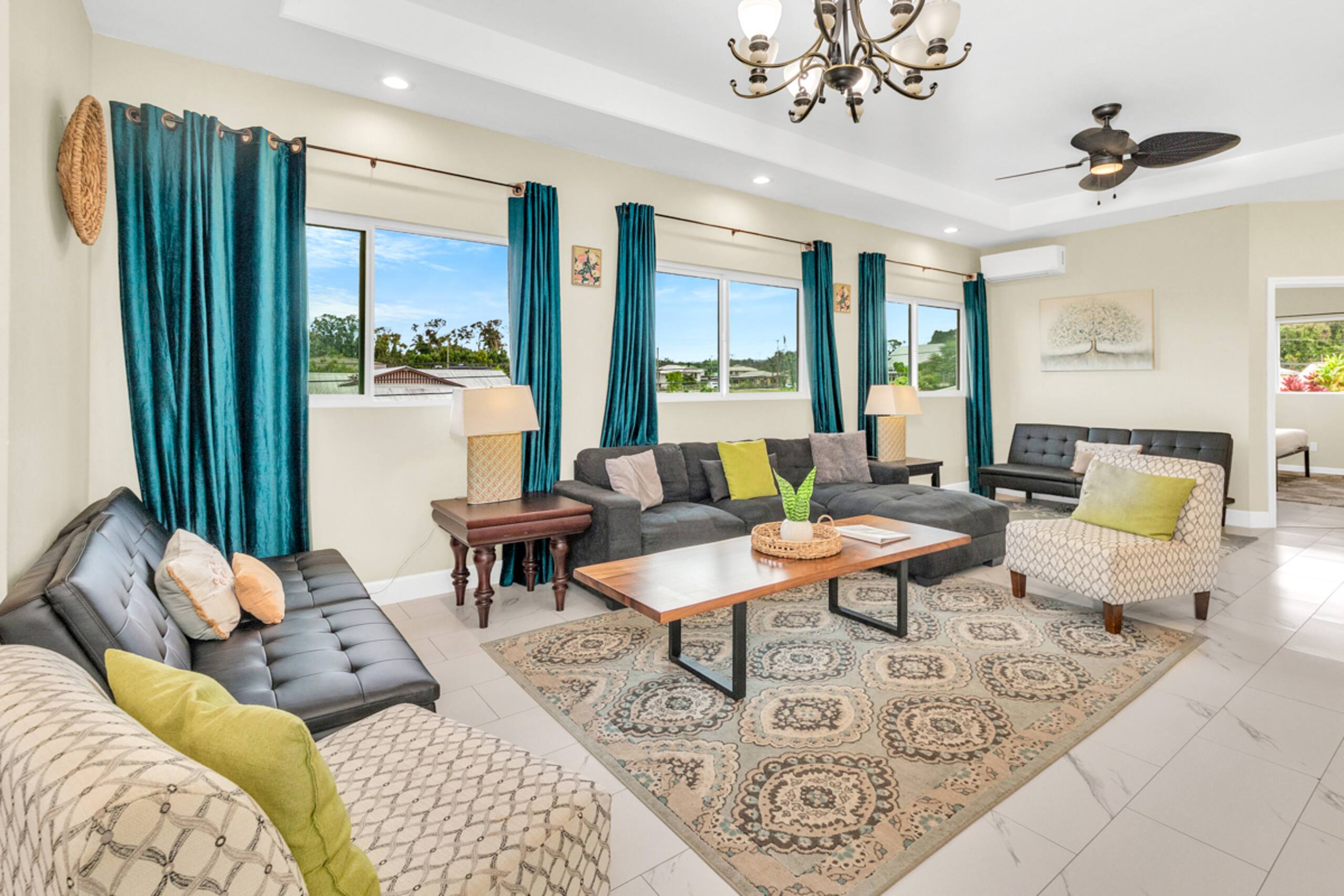Home in Hilo · ★5.0 · 5 bedrooms · 6 beds · 4 shared baths - Image 9