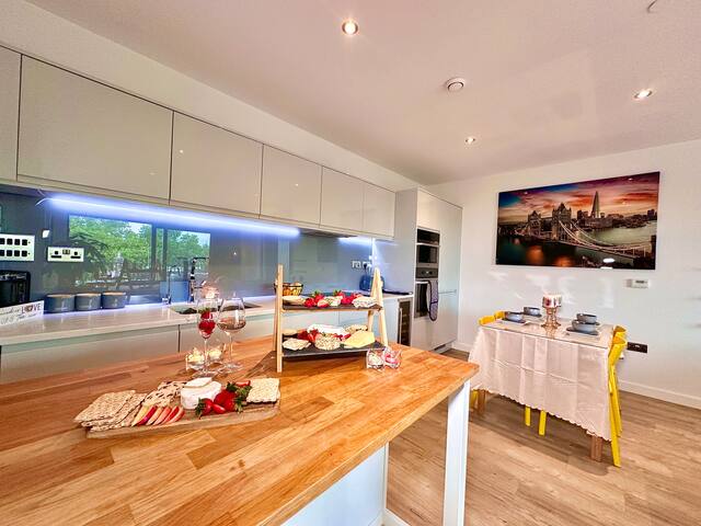 FMSS – Urban Escapes gallery image 2