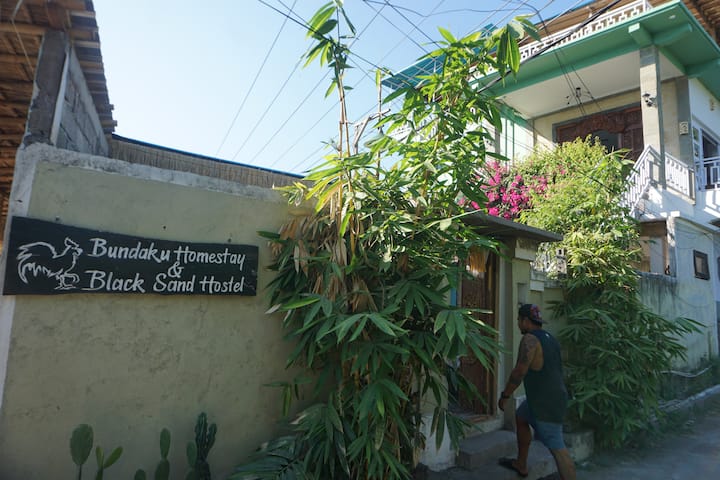 Bundaku Homestay 2 Bedrooms Villa Center Amed - Indonesia