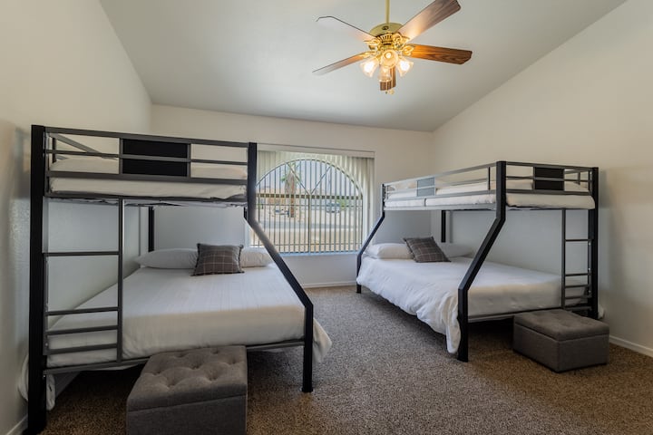 Bedroom 4 with 2 bunk beds. twins over fulls