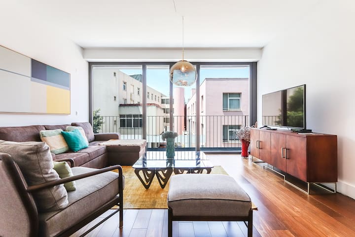 Alcantara Lovely With Balcony 2 Bdr Apt With Ac - Lisbon