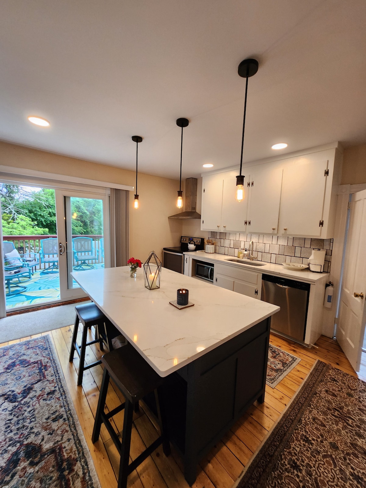 The Nest, 2 BR apt in Mystic - Apartments for Rent in Stonington