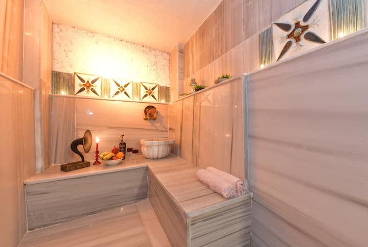 Turkish Hammam & 2 Br & 2ac & Free Airport Pickup - Beyoğlu