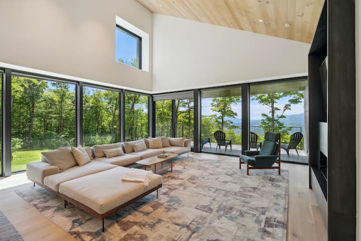 Bear Creek | Mountain & Forest Views + Bbq - Montpelier, VT