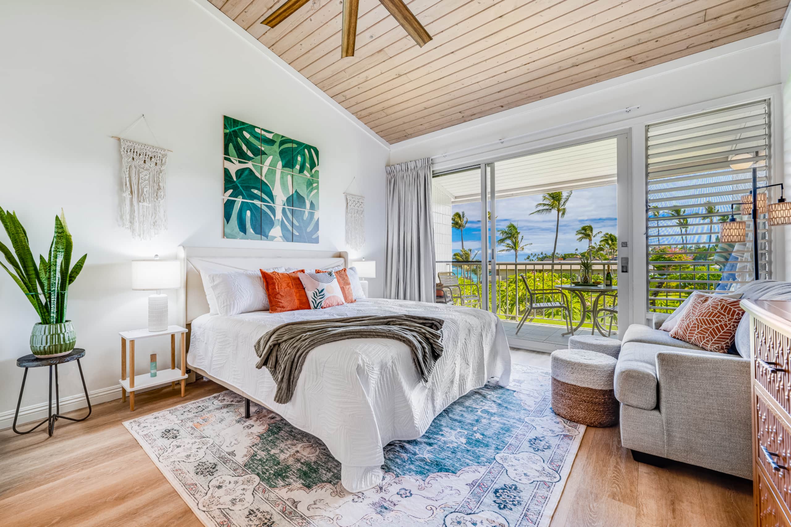 Condo in Lahaina · ★4.98 · Studio · 1 bed · 1 bath - Image 57