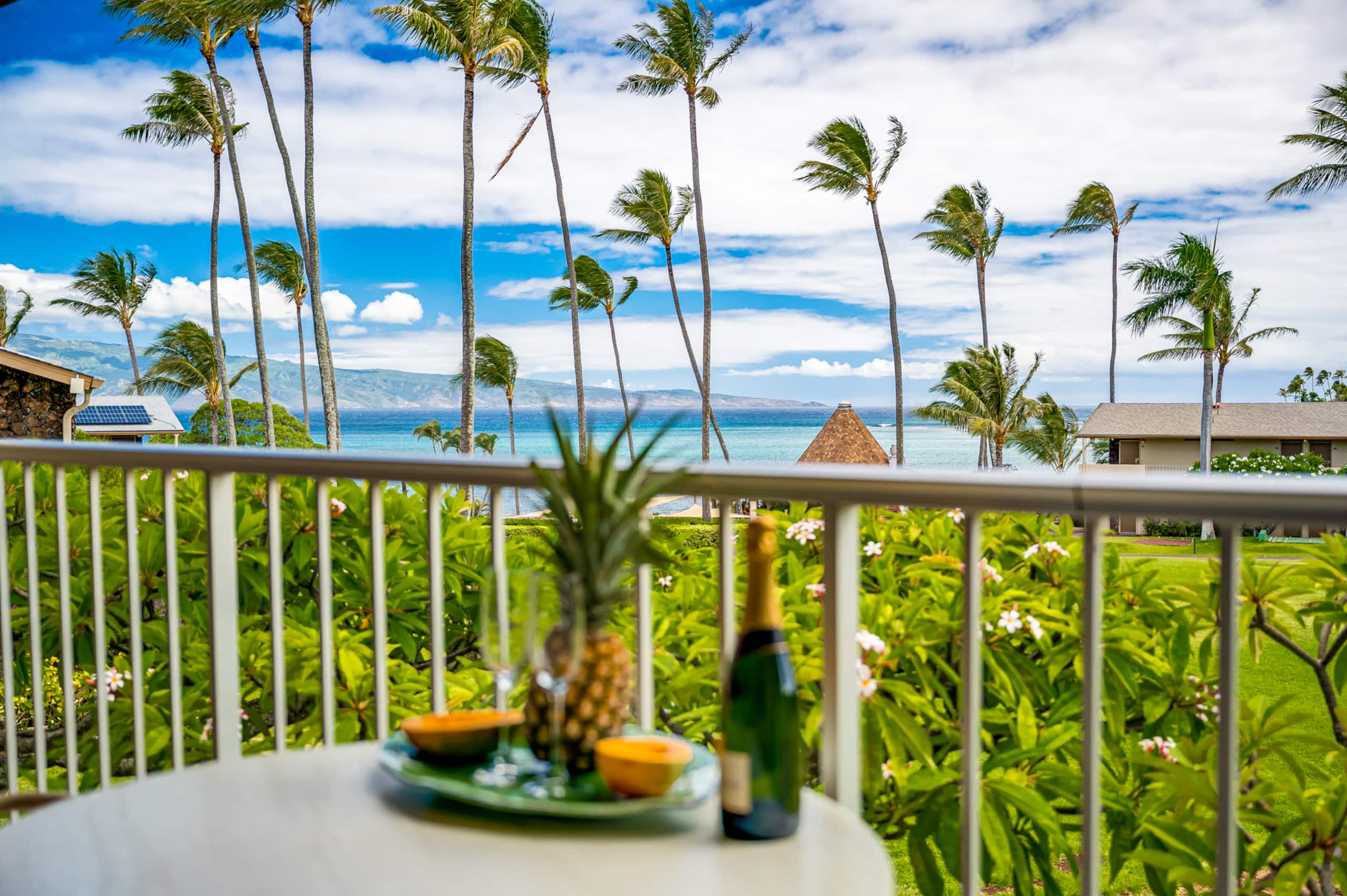 Condo in Lahaina · ★4.98 · Studio · 1 bed · 1 bath - Image 26