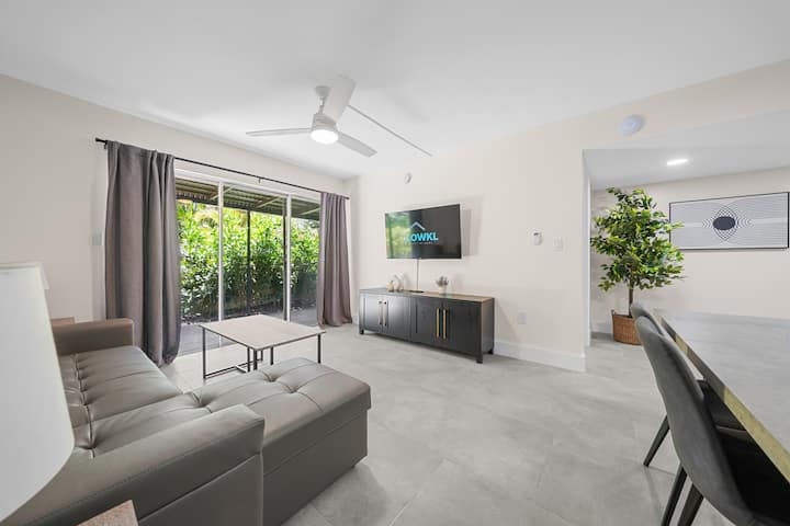 Comfortable 2bd/2 Br Lake Ridge Apt With Patio - Fort Lauderdale, FL