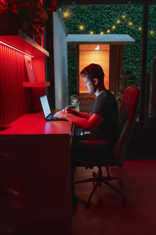 Luxury Escape | Cold Plunge & Sauna | 100″ Theater gallery image 3