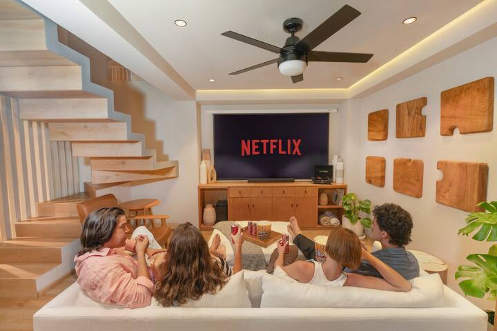 Luxury Escape | Cold Plunge & Sauna | 100″ Theater gallery image 2