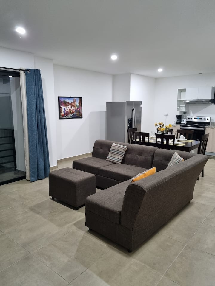 The Flats 511 - San Salvador