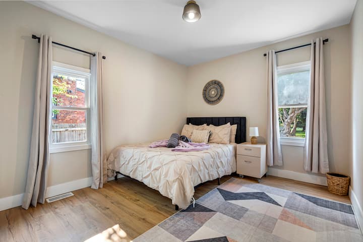 საძინებელი 1