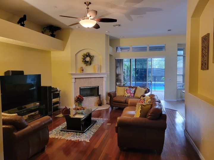 Charming Hidden Gem,  Home With Pool In Apopka - Apopka, FL