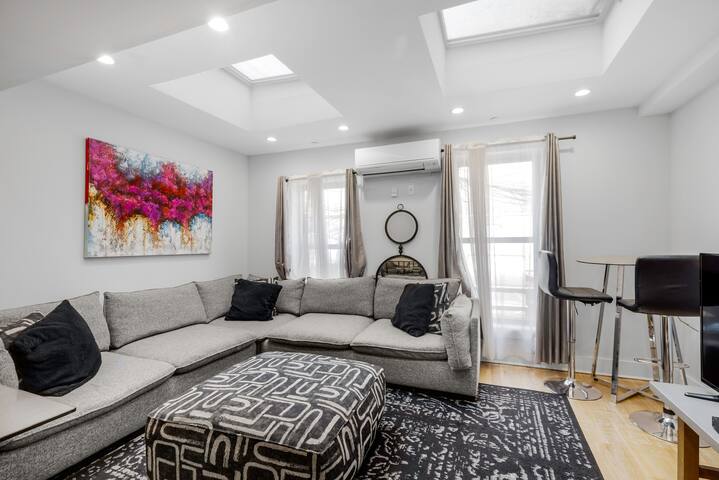 Luxury Duplex NYC Loft! gallery image 2