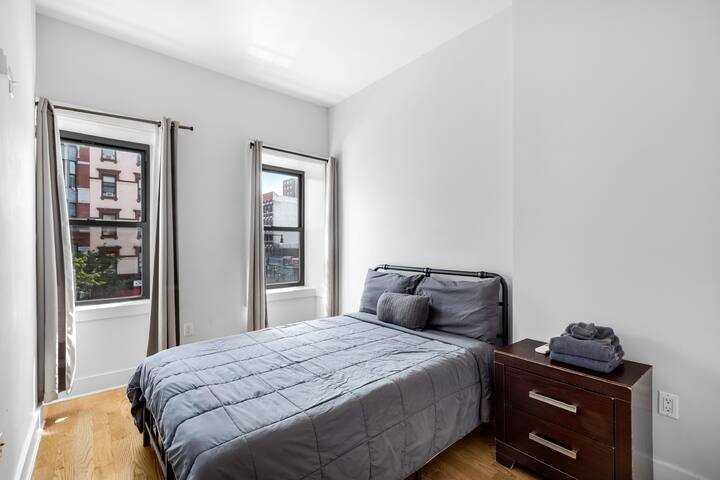 Luxury Duplex NYC Loft! gallery image 4