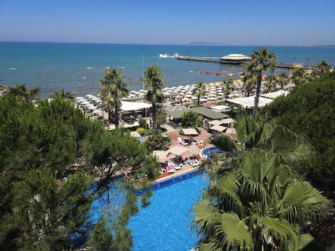 Pool and Friendly Besi View 1BDR