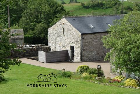 Hawks Barn, Perfect for Y3P Horton in Ribblesdale