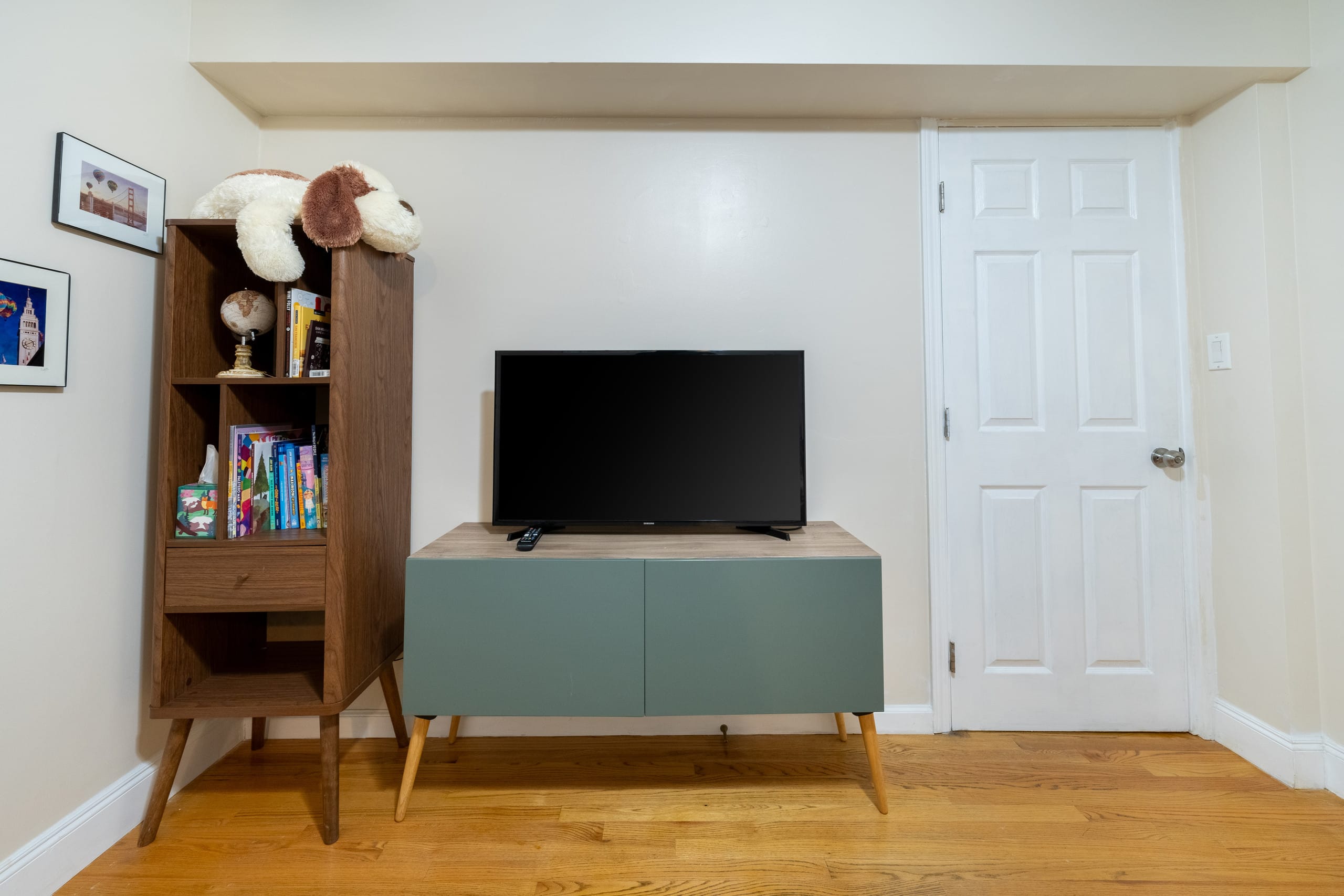 Home in San Francisco · ★4.98 · 2 bedrooms · 5 beds · 2 baths - Image 4